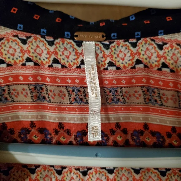 Free People Navy & Red Tunic Size XS - Picture 4 of 4